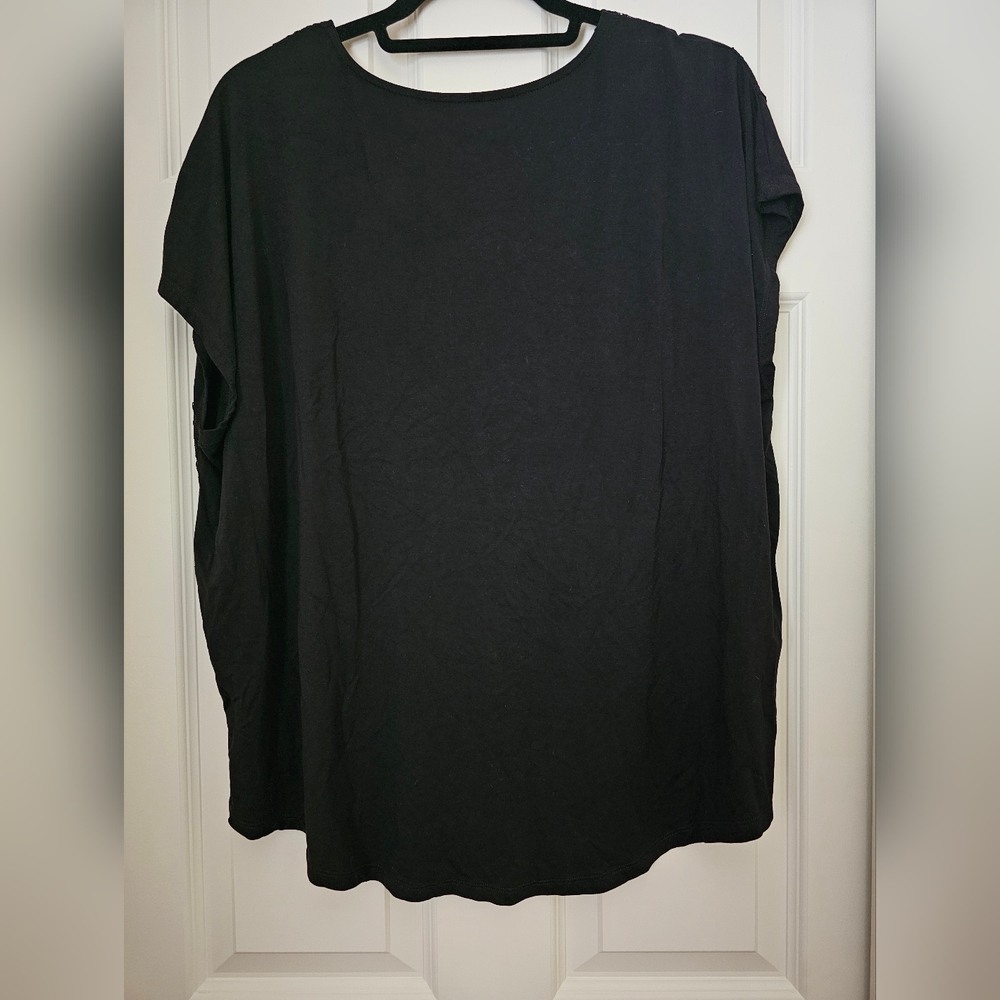 Torrid Top - Picture 2 of 5